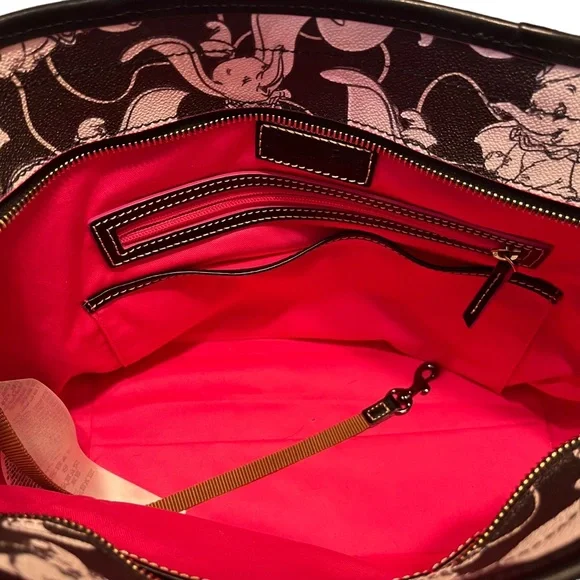 Disney Dooney & Bourke 2022 Dumbo Black White Tote Bag - Picture 10 of 10